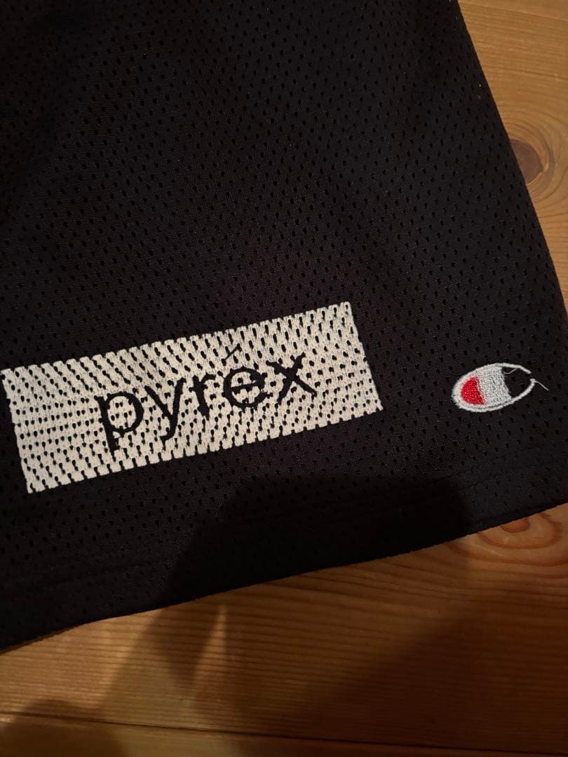 PYREX champion ハーフパンツ