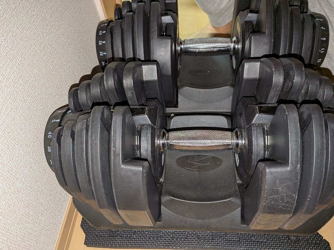 【直接引取限定・東京羽村市】総額6万超-可変ダンベル40kg×2＋ベンチ＋マット