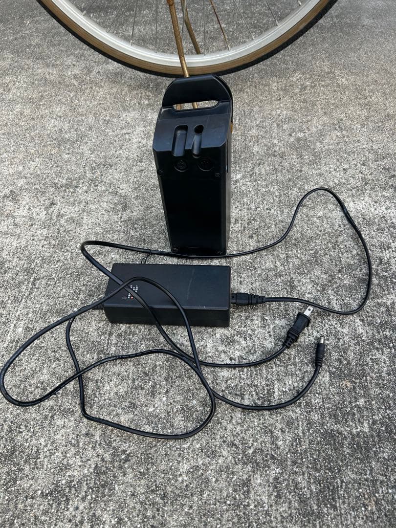 ラオックスサイクル 電動 自転車 TASKAL アシスト 直接引取り 後輪パンク