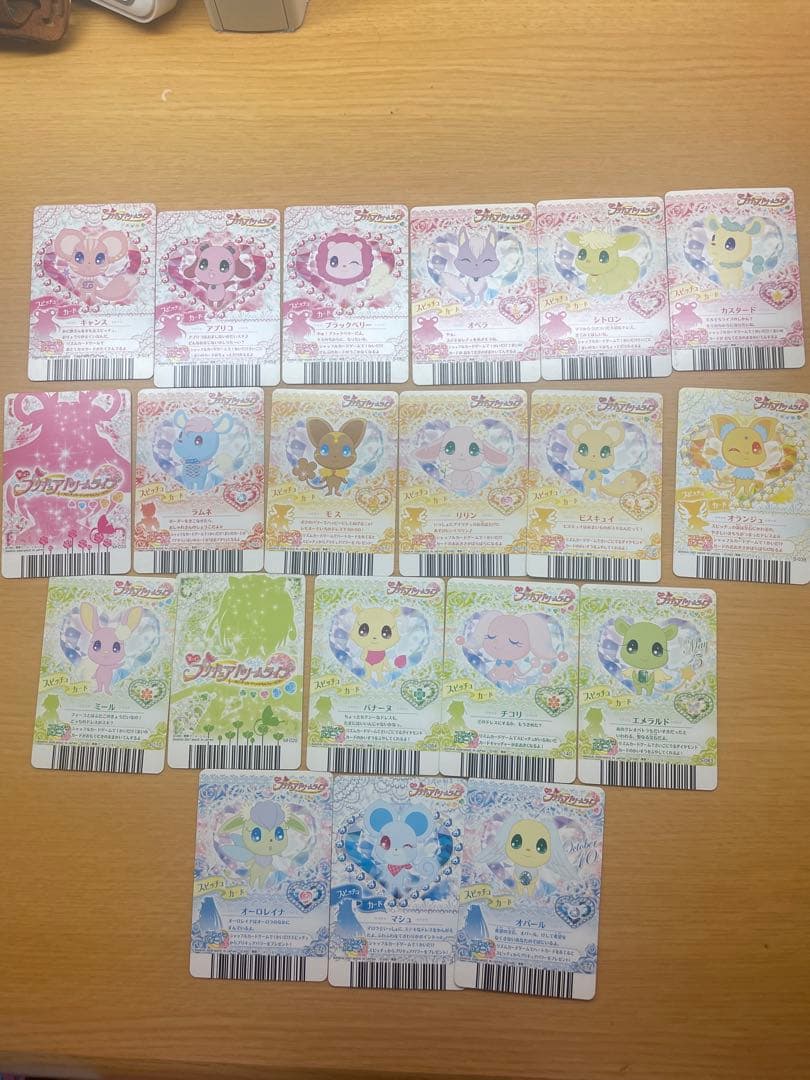 【詳細写真あり】プリキュアカード ＋その他 109枚セット スリーブ付 平成女児