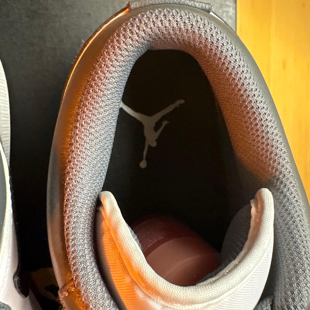 Nike Air Jordan 1 Low グレー/ホワイト