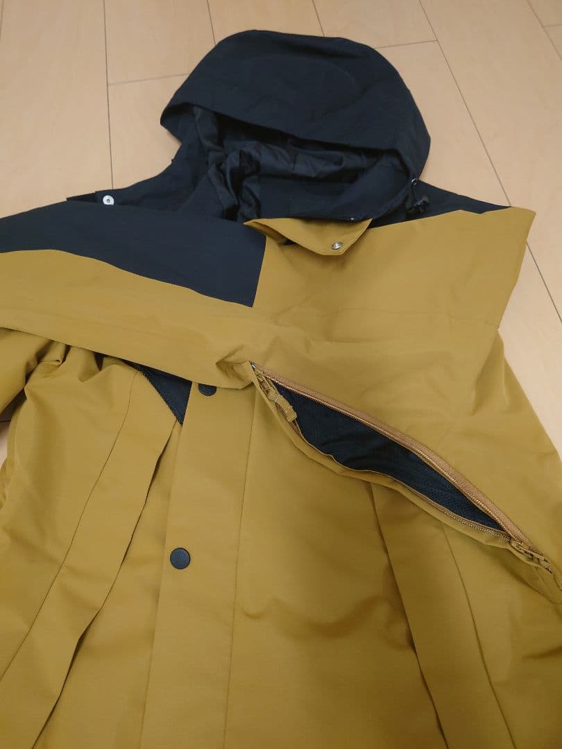 新品 SCAPE 24-25 UTOPIA JACKET Mサイズ スノーウェア