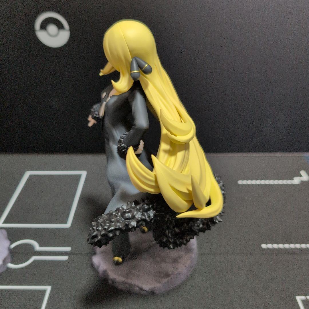ARTFX J シロナ with ガブリアス　フィギュア