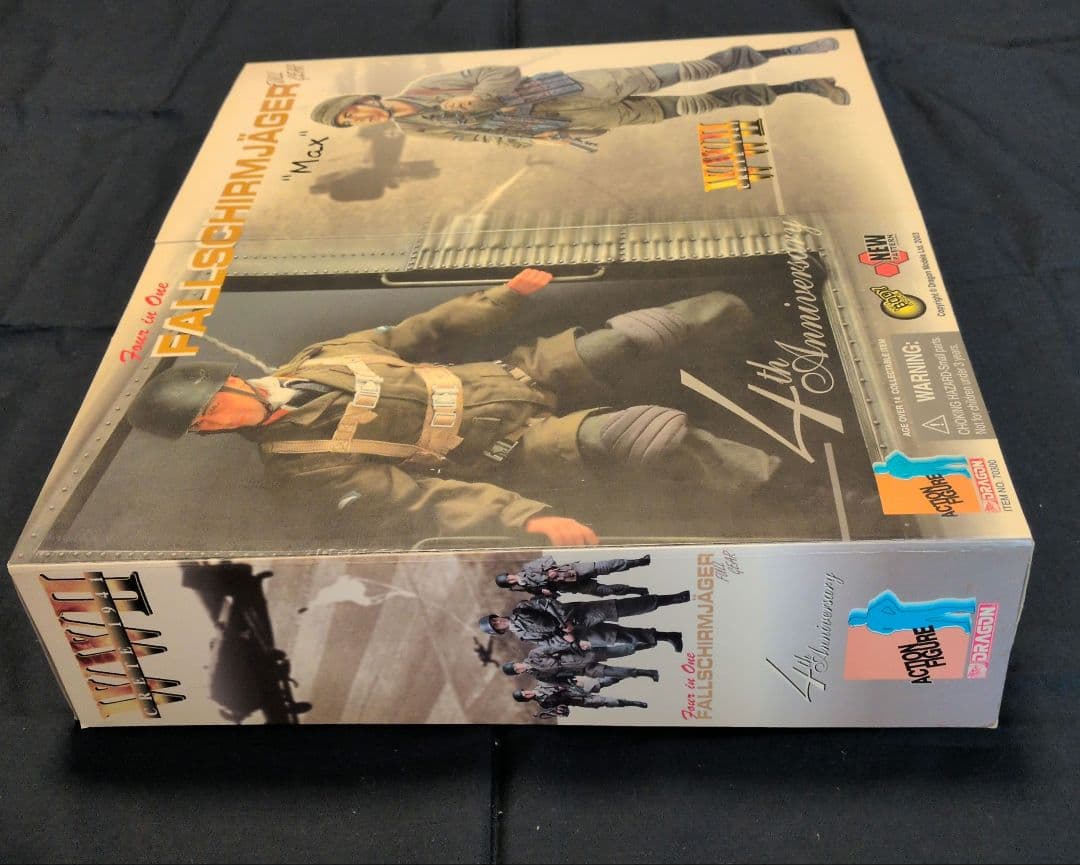 Fallschirmjäger \"Max\" 4周年記念フィギュア