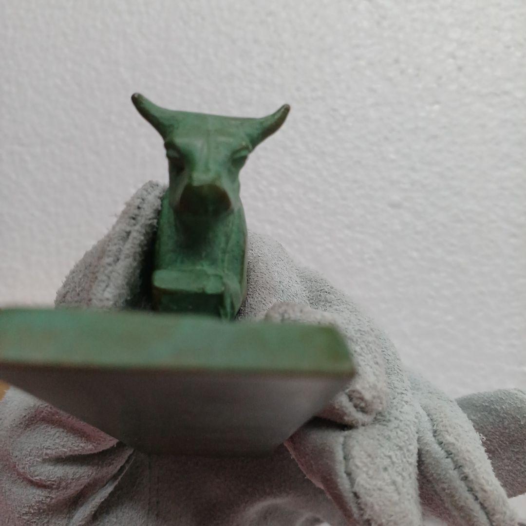 文鎮　青銅　牛　津田永寿　箱有り