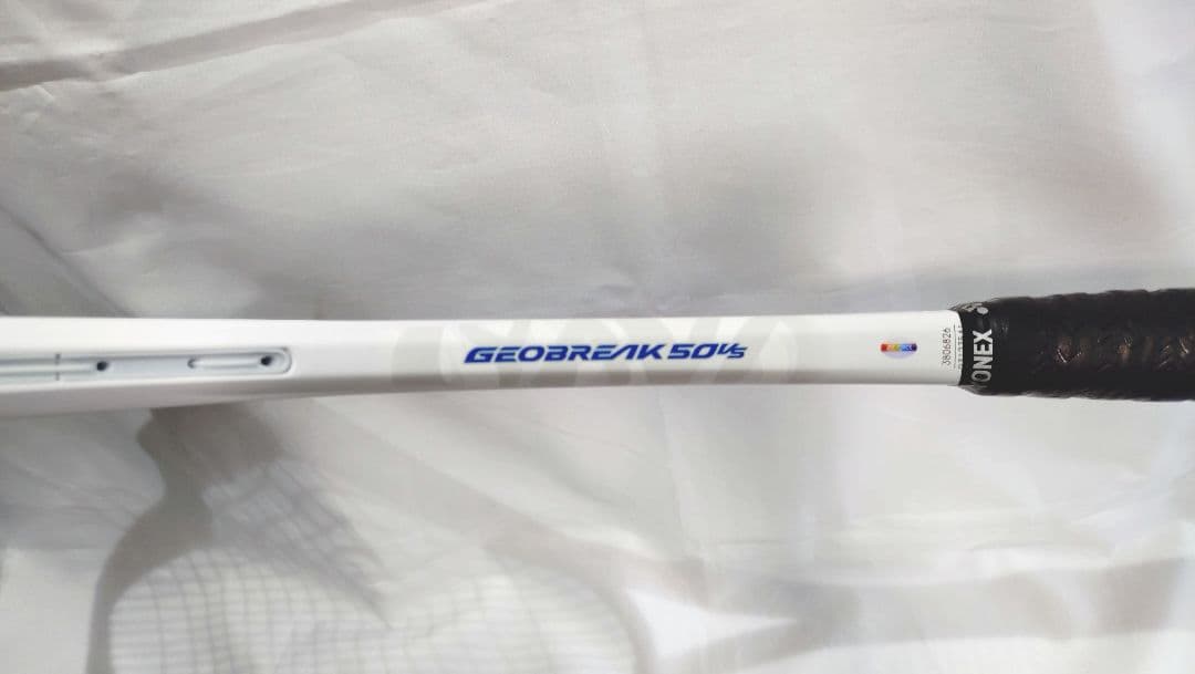 ヨネックス　ジオブレイク50VS YONEX GEOBREAK