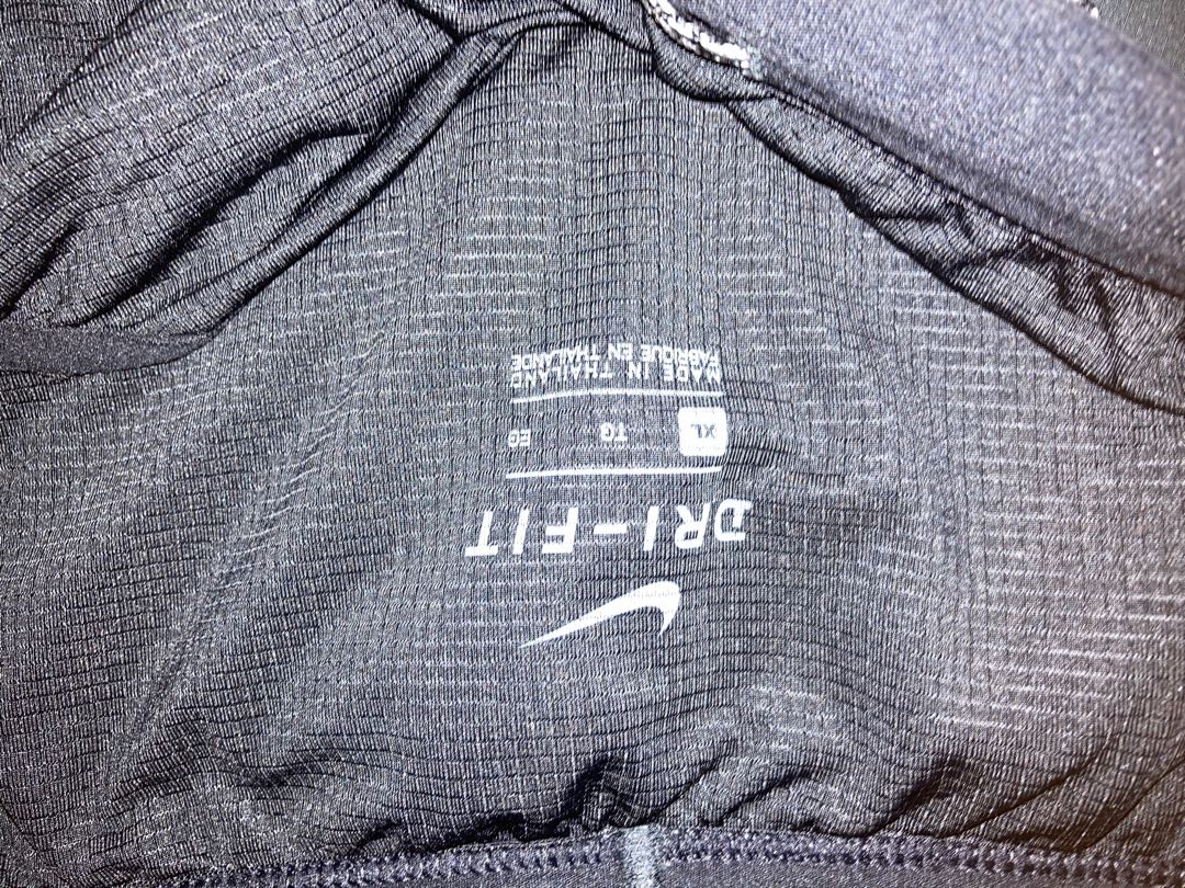 NIKE ランニングシャツです！！