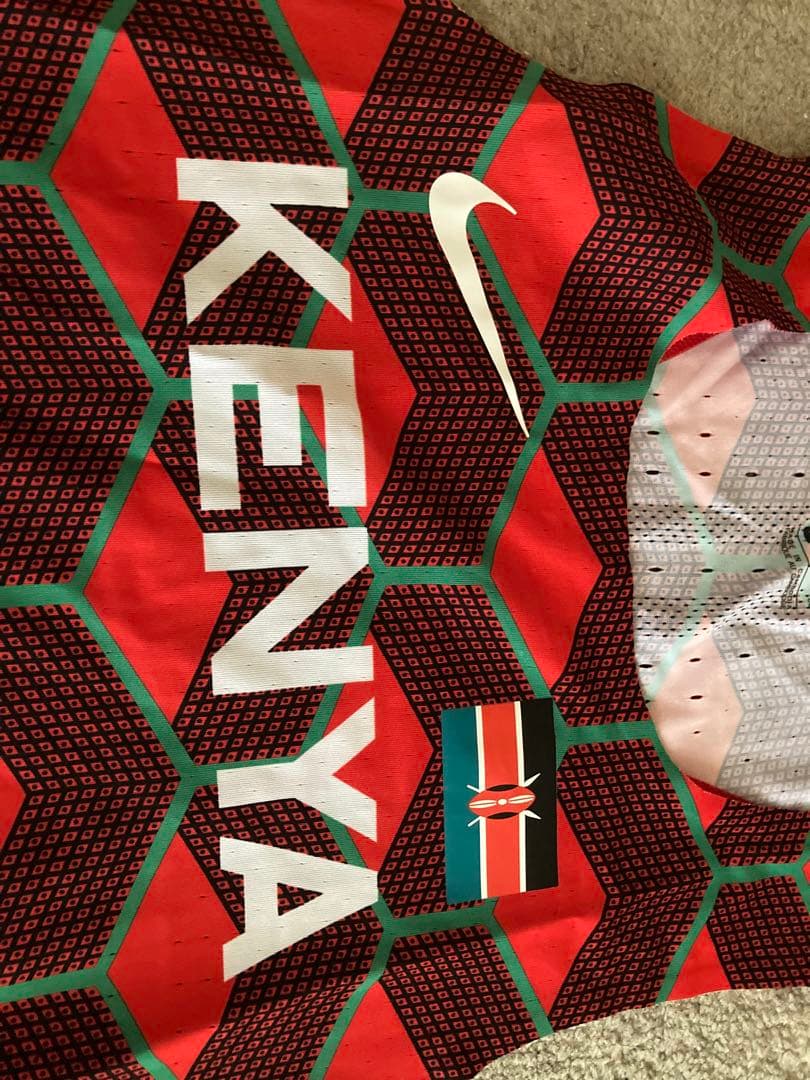 NIKE ランニングシャツです！！