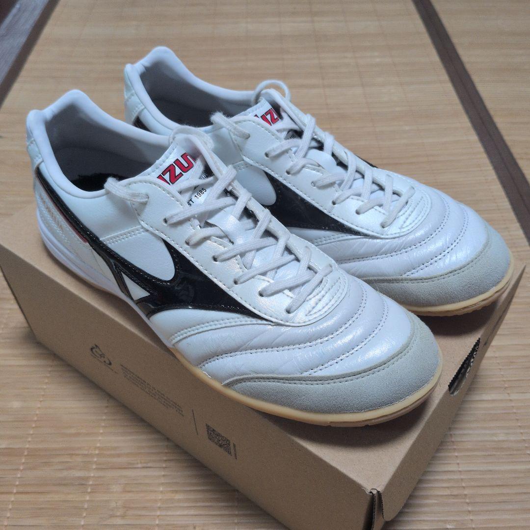 【おもち】Mizuno モレリア IN フットサルシューズ　26cm