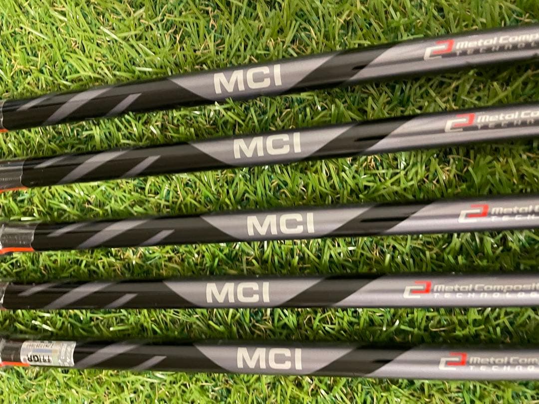 新品　プロギア　05 アイアンセット　5本 MCI for PRGR　SR
