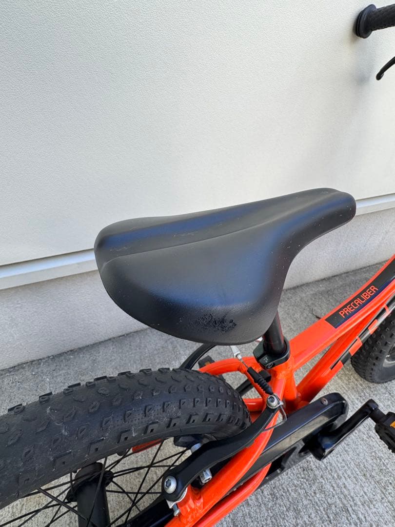 Trek 16インチ キッズバイク オレンジ 補助輪付き
