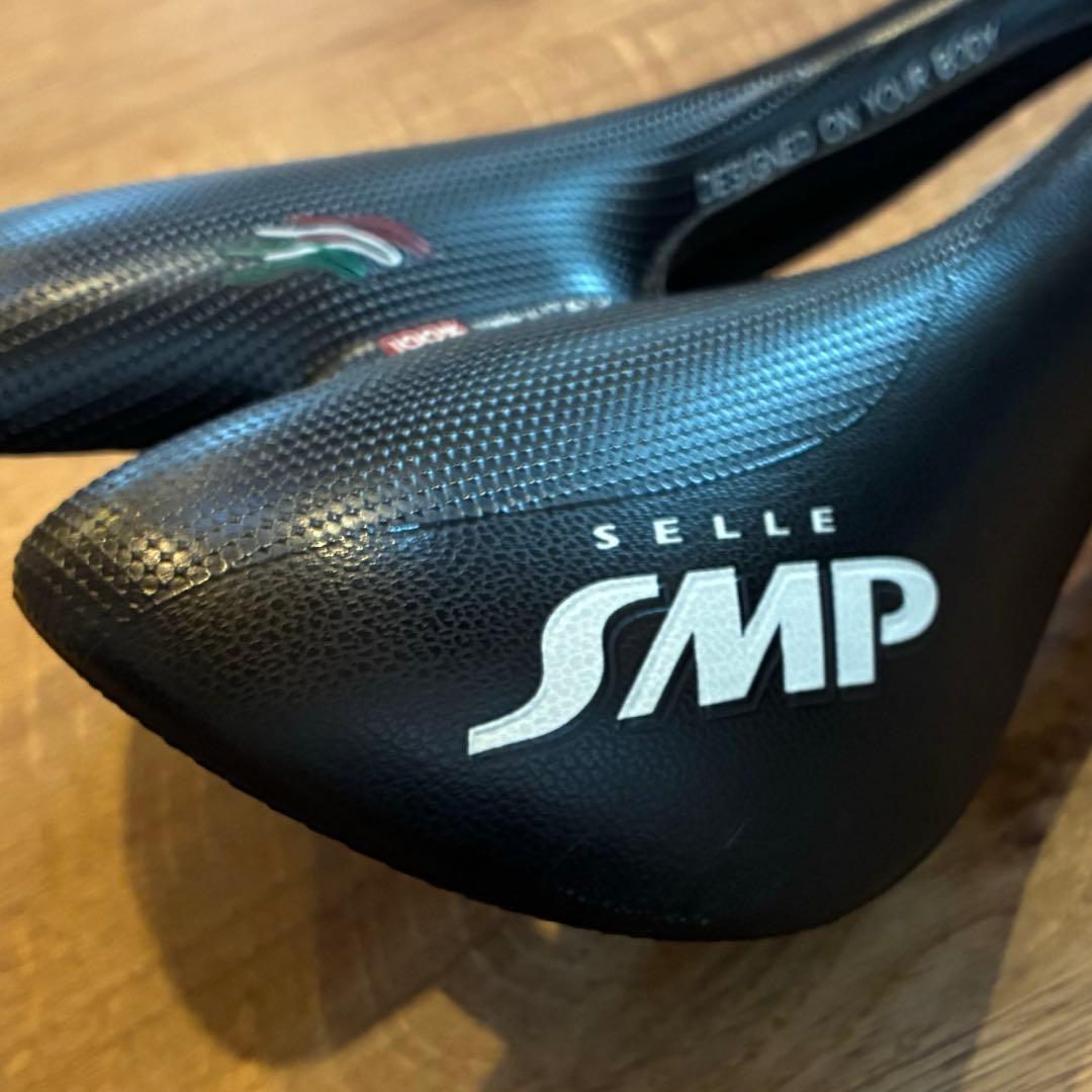 SMPサドル hell ブラック 144mm