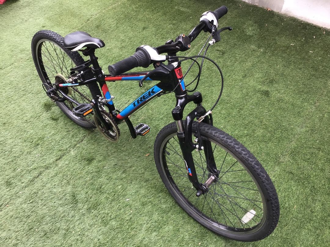 Trek MT220キッズバイク 22インチ 7段変速　【引き取り限定】