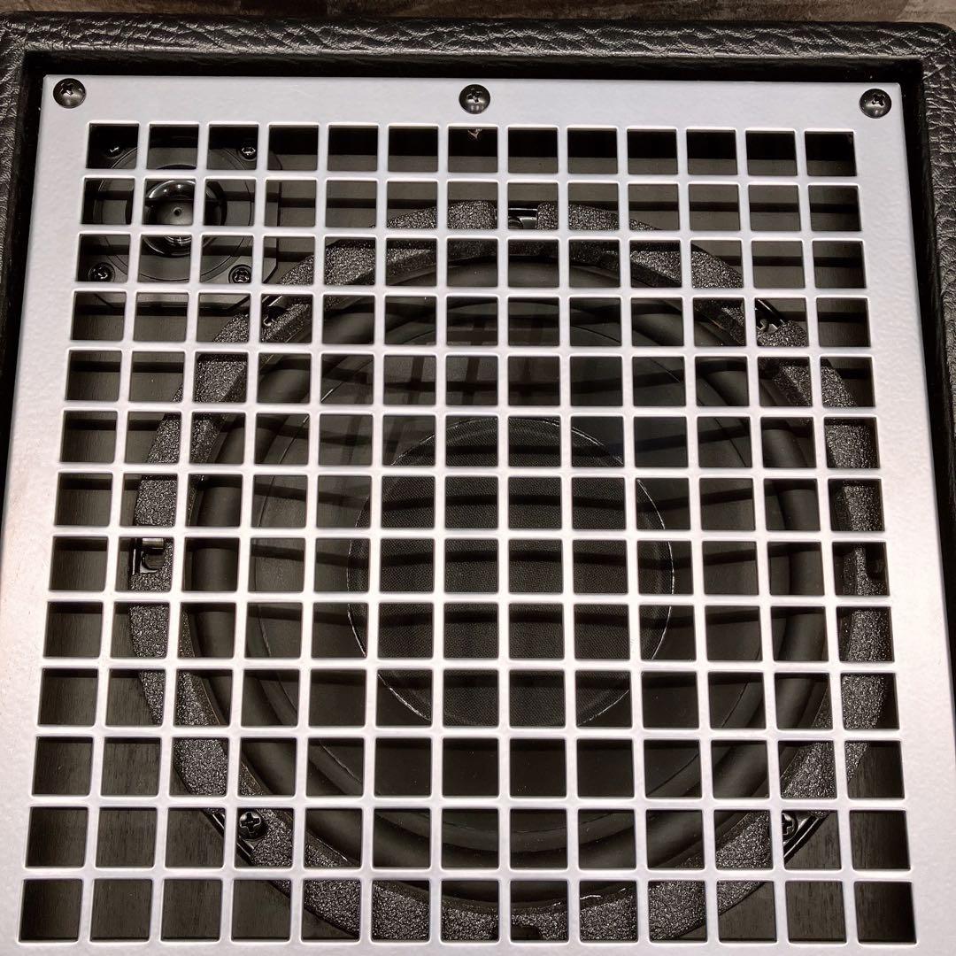 鍵盤楽器 Spacestation v.3 Powered Stereo Monitor
