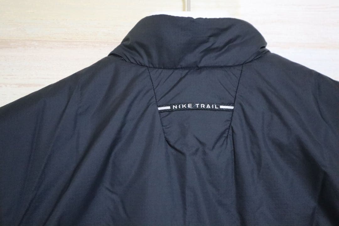 新品 Sサイズ ナイキ トレイル ランニングベスト　NIKE プリマロフト