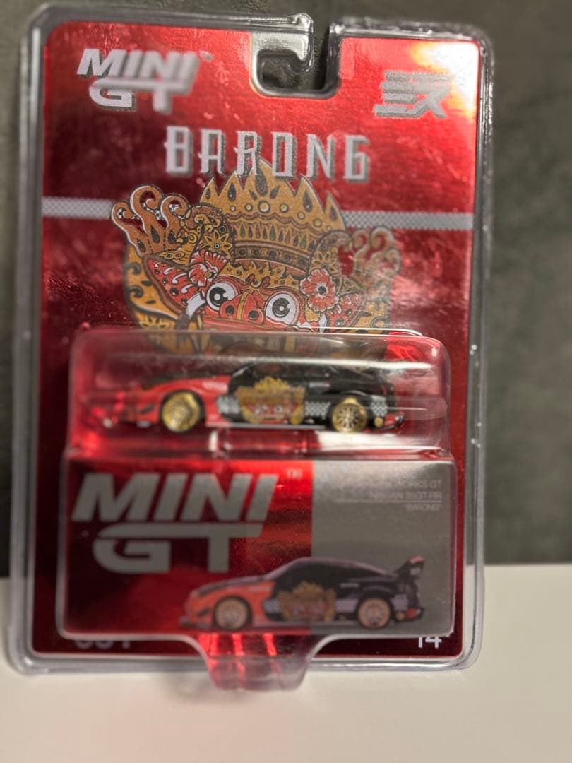 【限定】MINI GT LB-WORKS GT-R R35 バロン