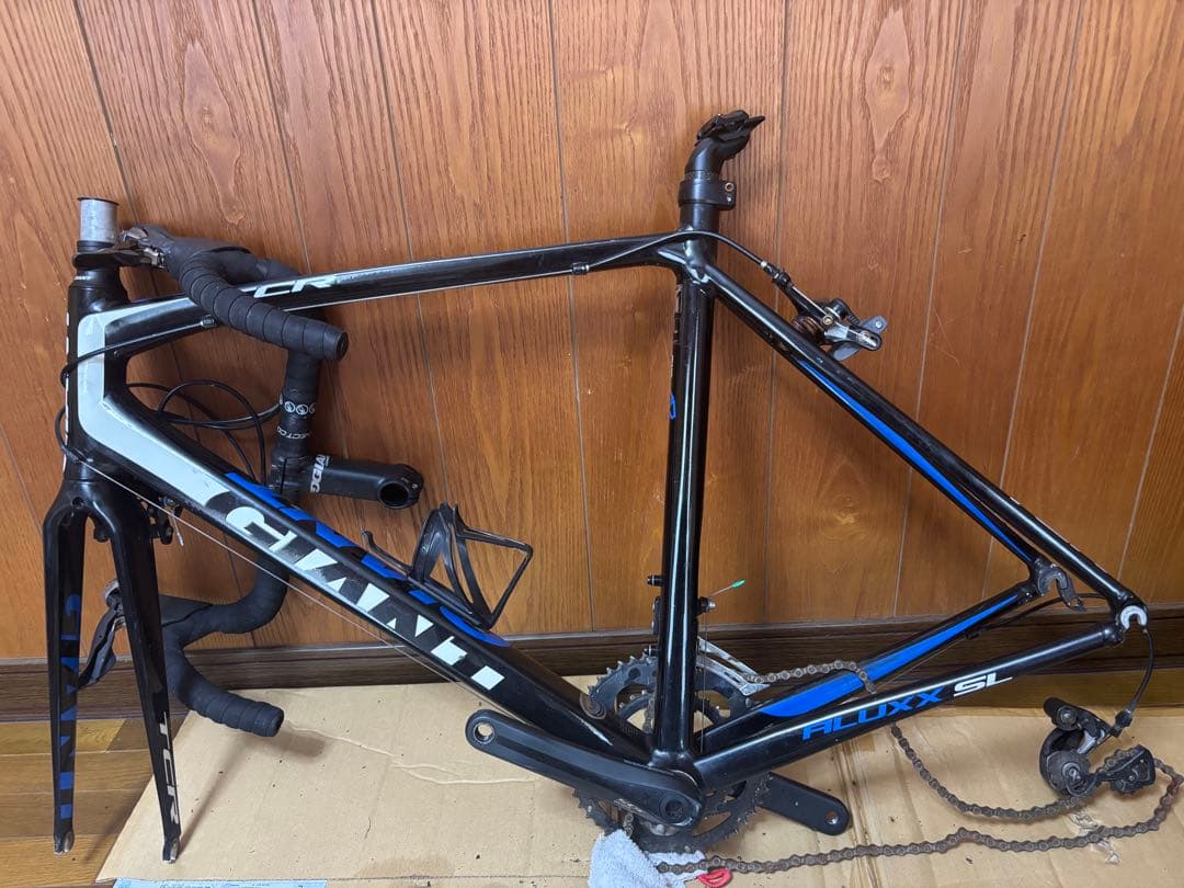 TCR リペア前　GIANT aluxx SL ギア付きShimano105