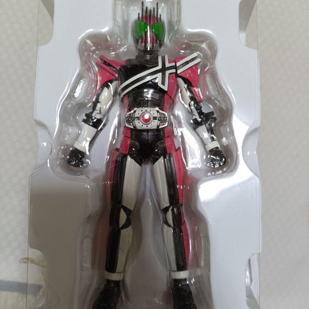 SHFiguarts真骨彫仮面ライダーディケイド