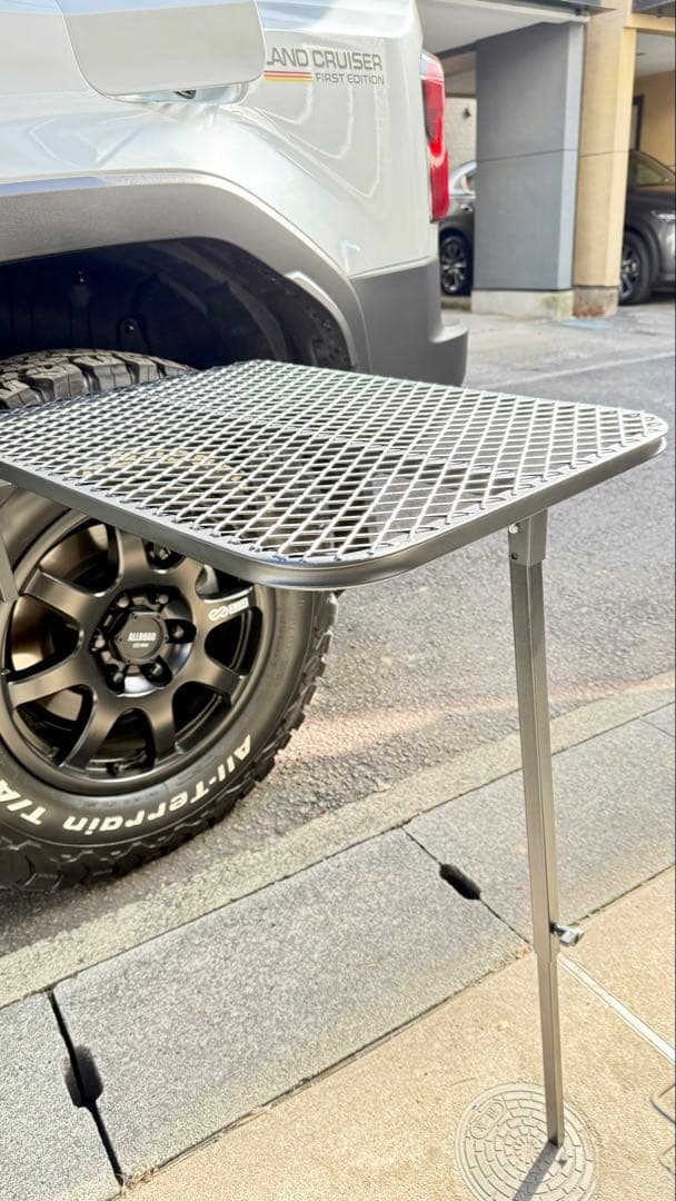 車用 タイヤテーブル メッシュ テーブル 折りたたみ [並行輸入品]