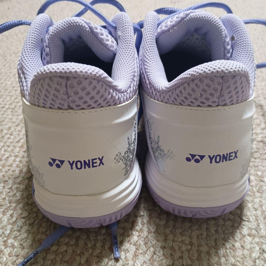 バドミントンシューズ　YONEX　24.0cm