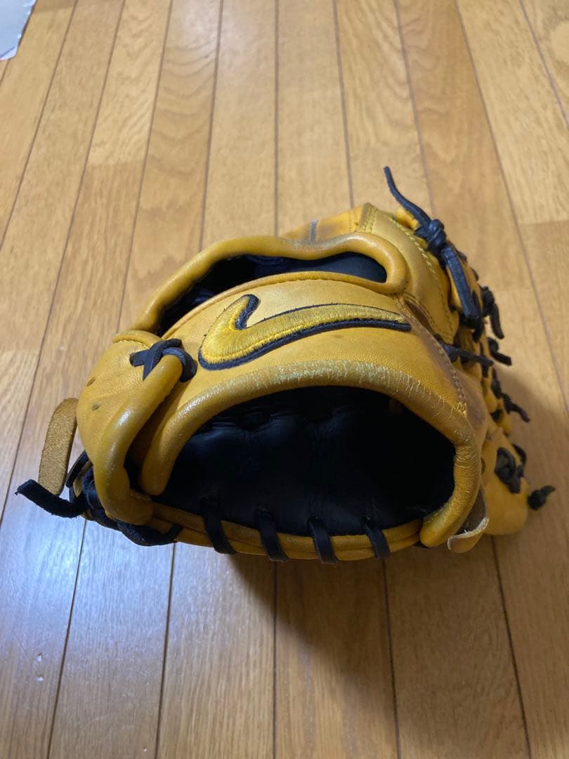 軟式グローブ　投手用