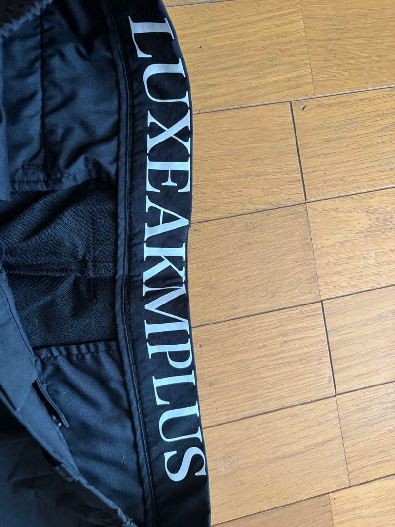 LUXE AKMPKUS ロゴ ブラックパンツ　サイズXL
