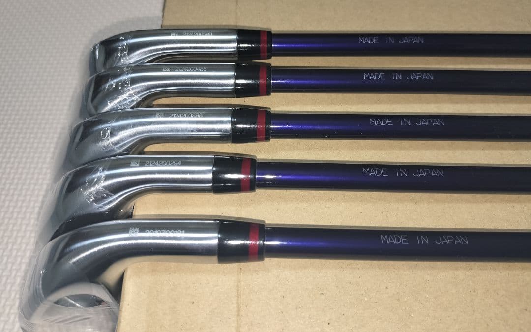 【新品】ONOFF AKA FF アイアン 5本セット　硬R FF-521I