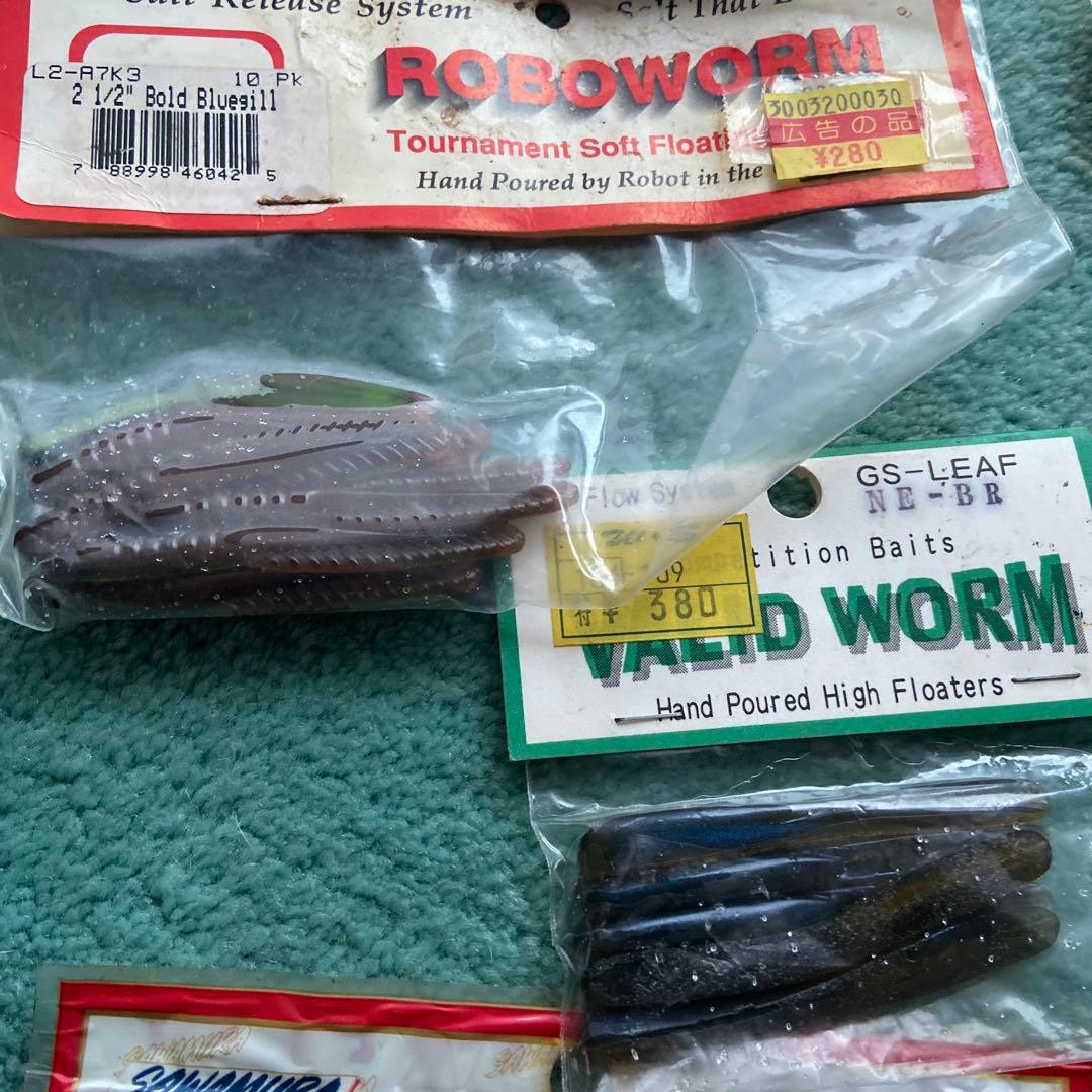 古いワーム　フック　レア　釣り　フィッシング 大量　まとめ売りゲーリーヤマモト