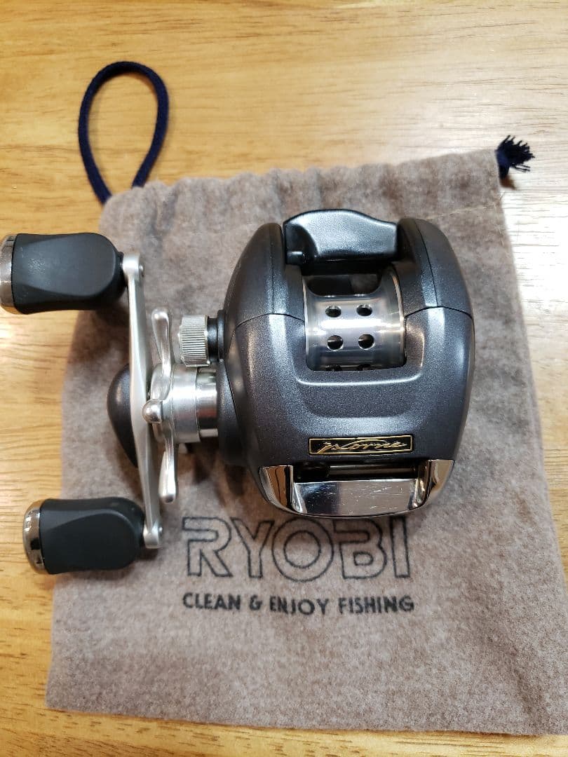美品　RYOBI イクシオーネF300RF