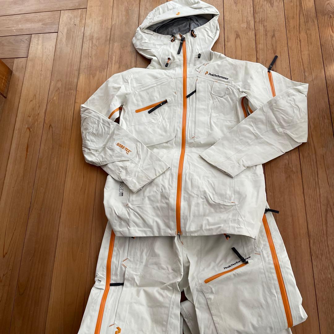 Peak Performance スキーウエア上下セット女性用