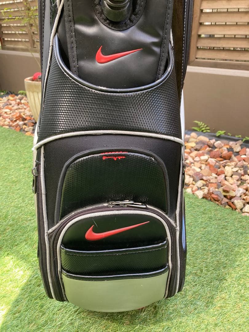 ナイキゴルフ　アスレチックシリーズ　キャディーバック　NIKEGOLF