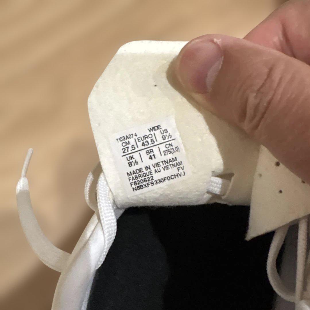 ASICS サッカーシューズ ホワイト/ゴールド 27.5cm