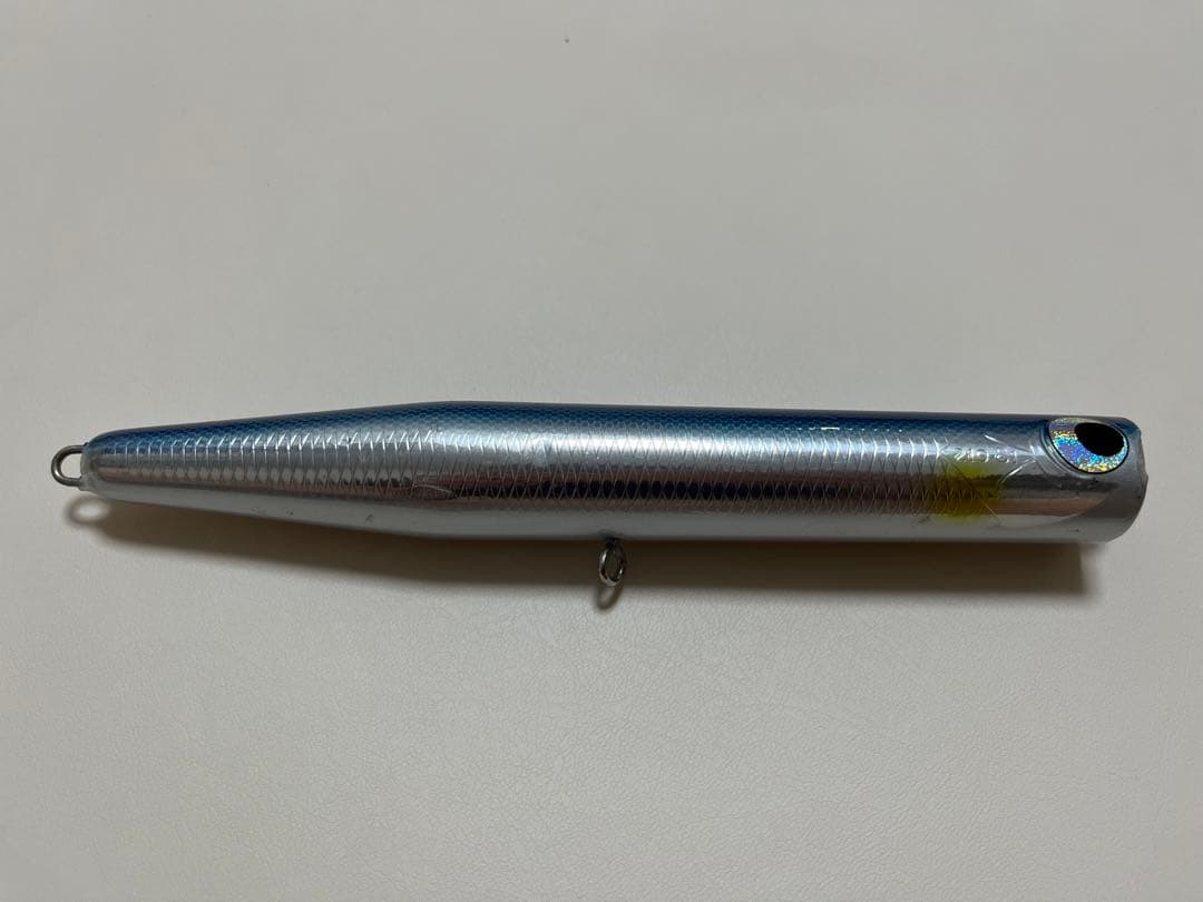 Beacon 210　ビーコン210 trippers x D-CLAW