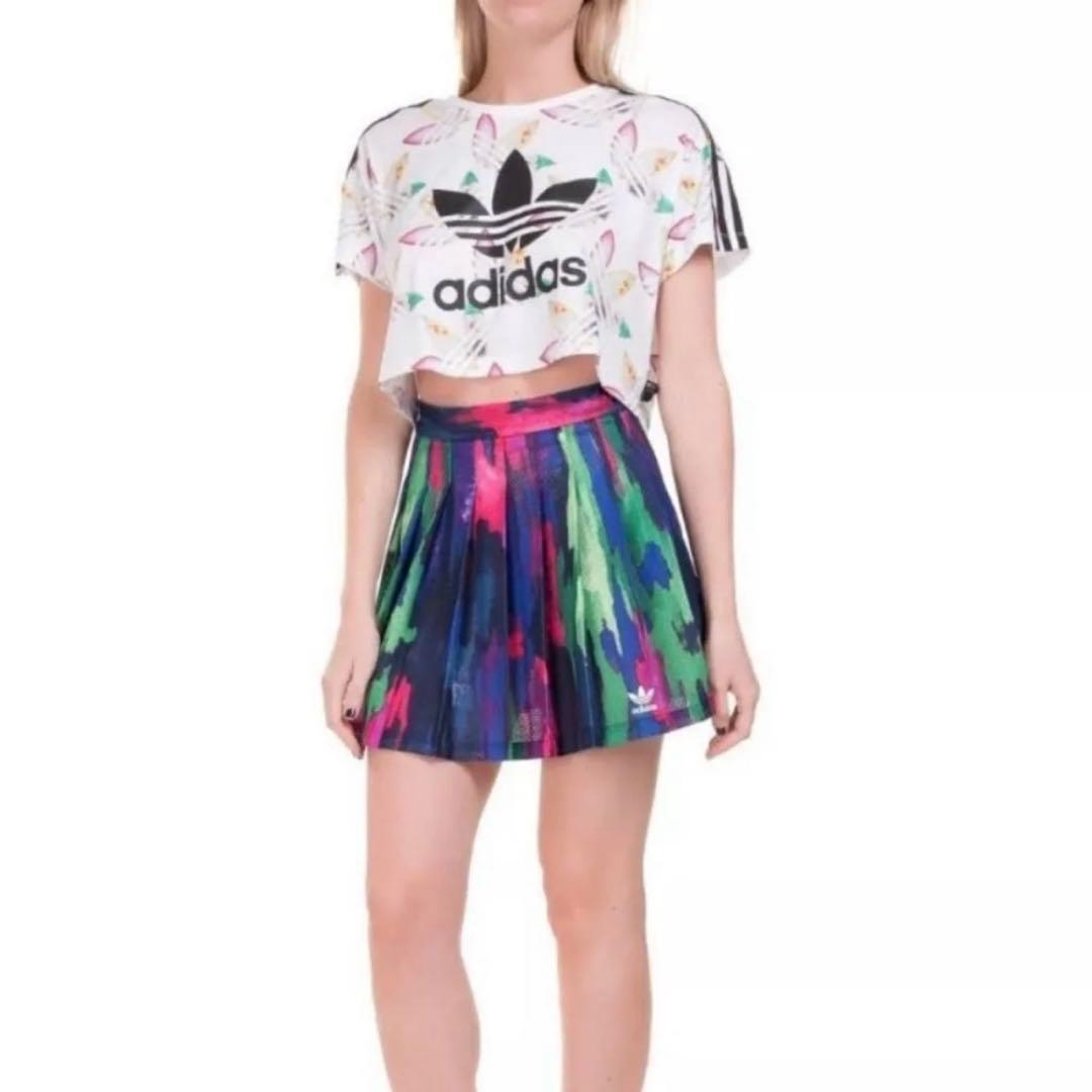 【新品未使用】adidas メッシュスカート マルチカラー