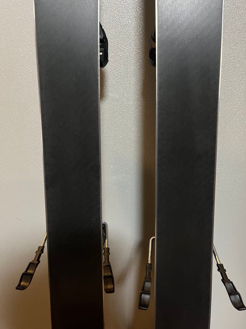 スキー板　BLASTRACK ELIXIR 171cm