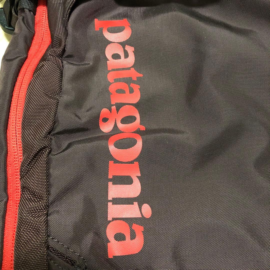 美品　廃盤レア　パタゴニア　スノードリフター　20L スノーボード着用可