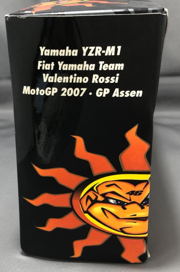 YZR-M1 ミニチャンプス ヤマハ MotoGP2007 Assen1/12