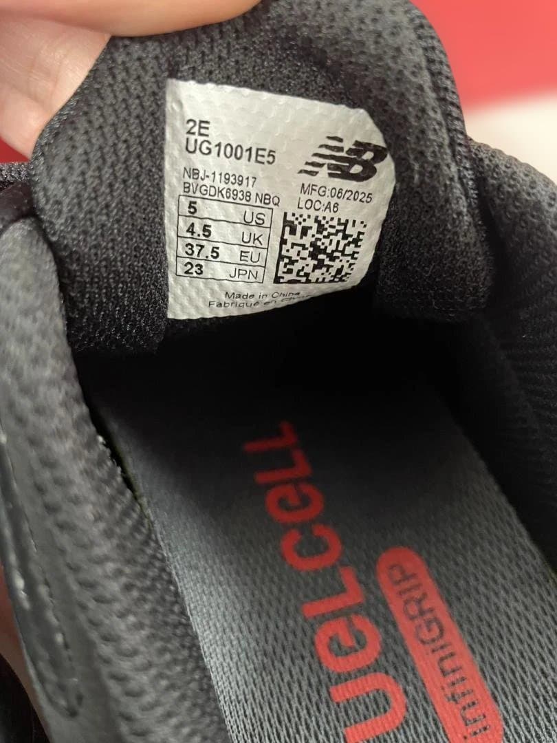 シューズ(女性用) New Balance FUELCELL 1001v5 23cm
