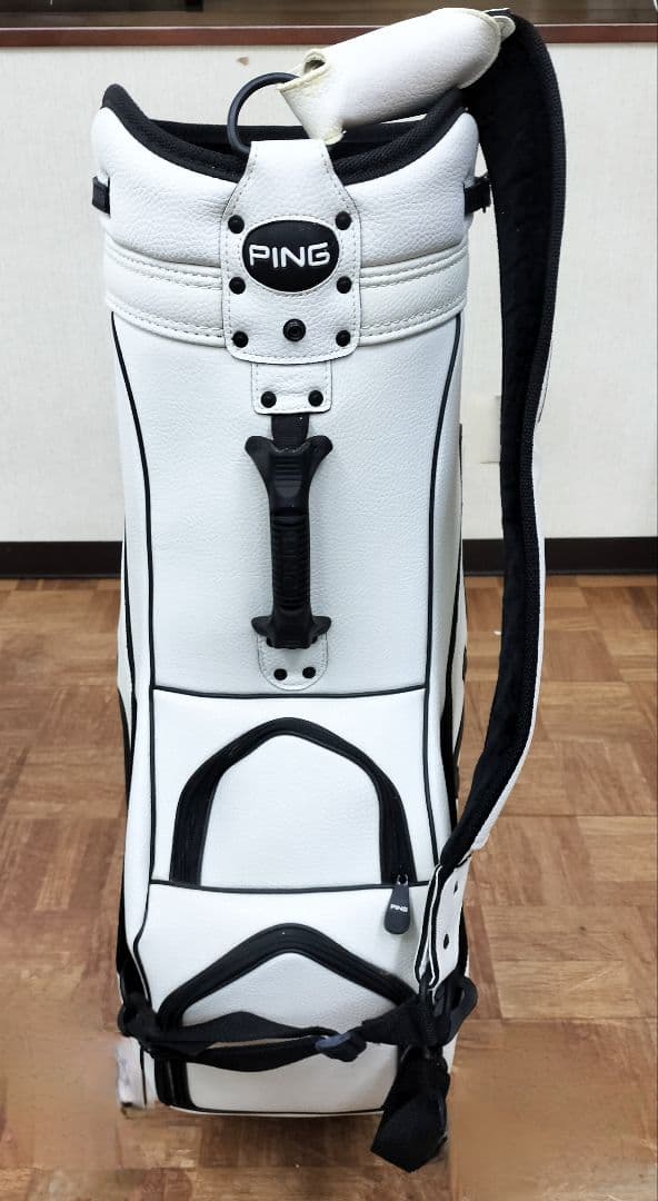 レア、PING キャディバッグ ホワイト/ブラック 自宅保管品、未使用