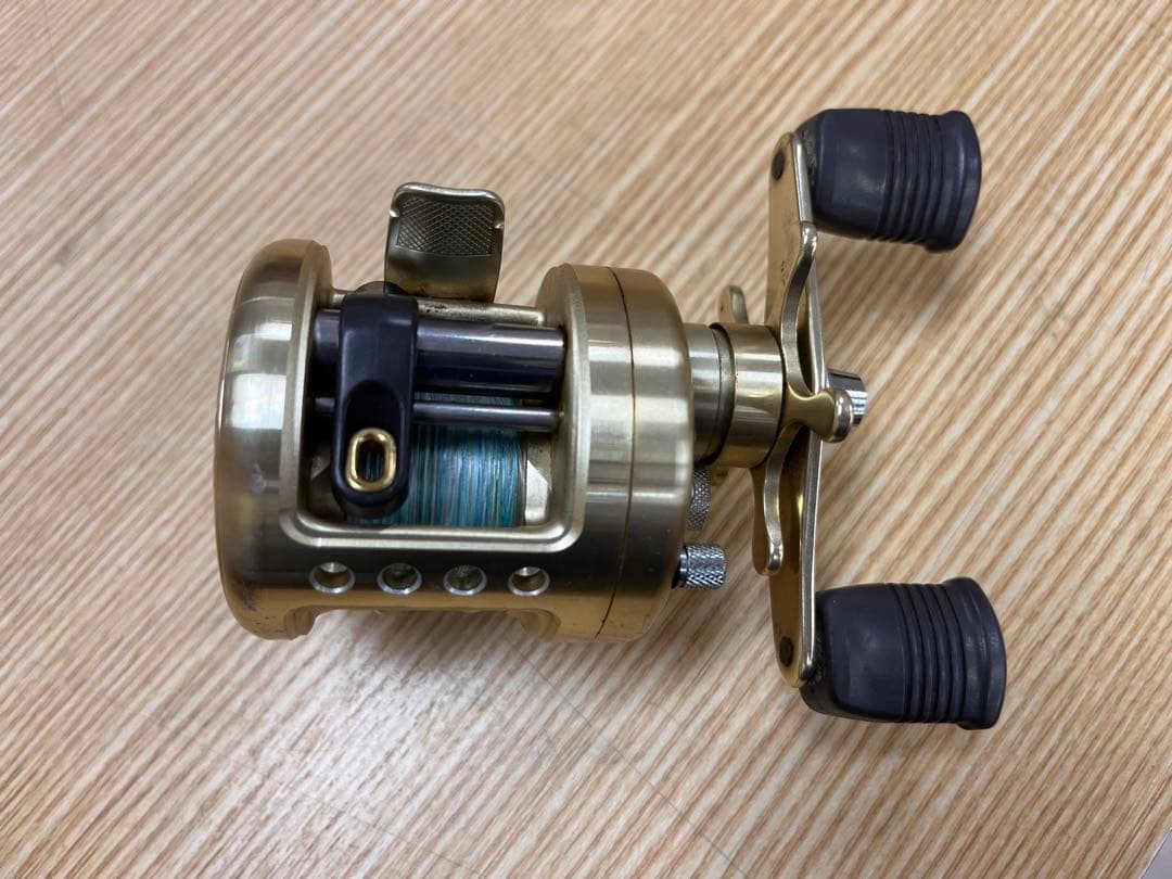 CALCUTTA 50XT ベイトリール カルカッタ