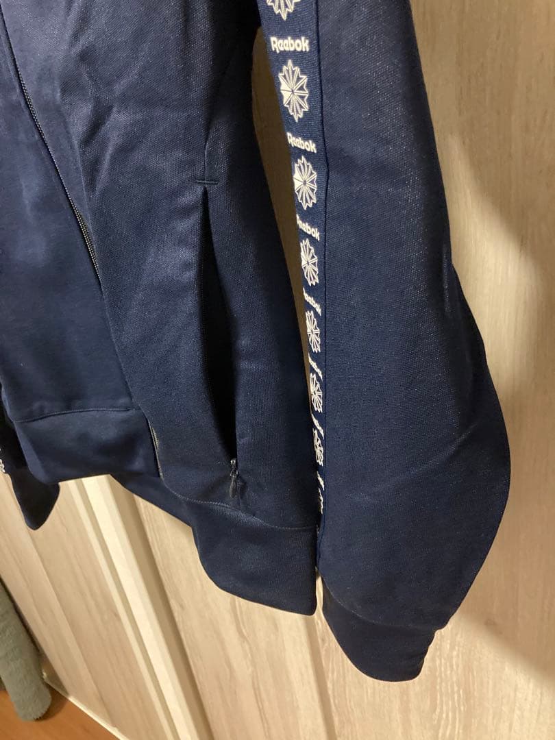 Reebok リーボック　ジャージ　上下セットアップ　Sサイズ　ネイビー　未使用