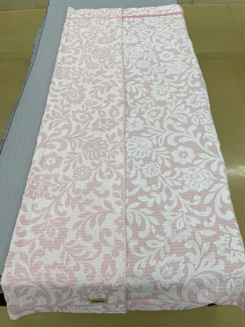 ロマンス　先染ジャガード　タオルケット・泉州産・シングルサイズ約１４５×１９０㎝