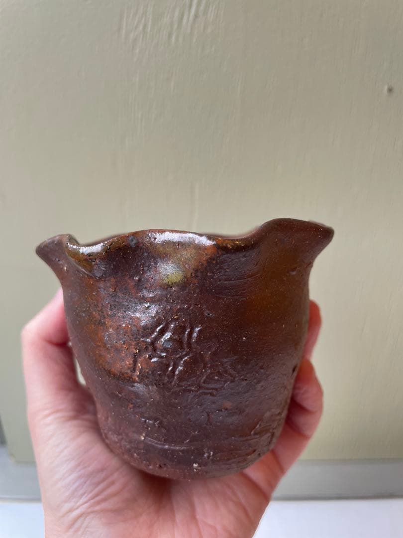 國吉清尚 作　焼締　輪花向付　B