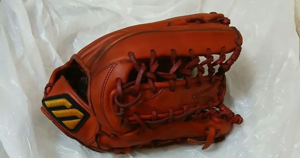 外野グローブ　2個　イチローモデル　ミズノ　　Mizuno