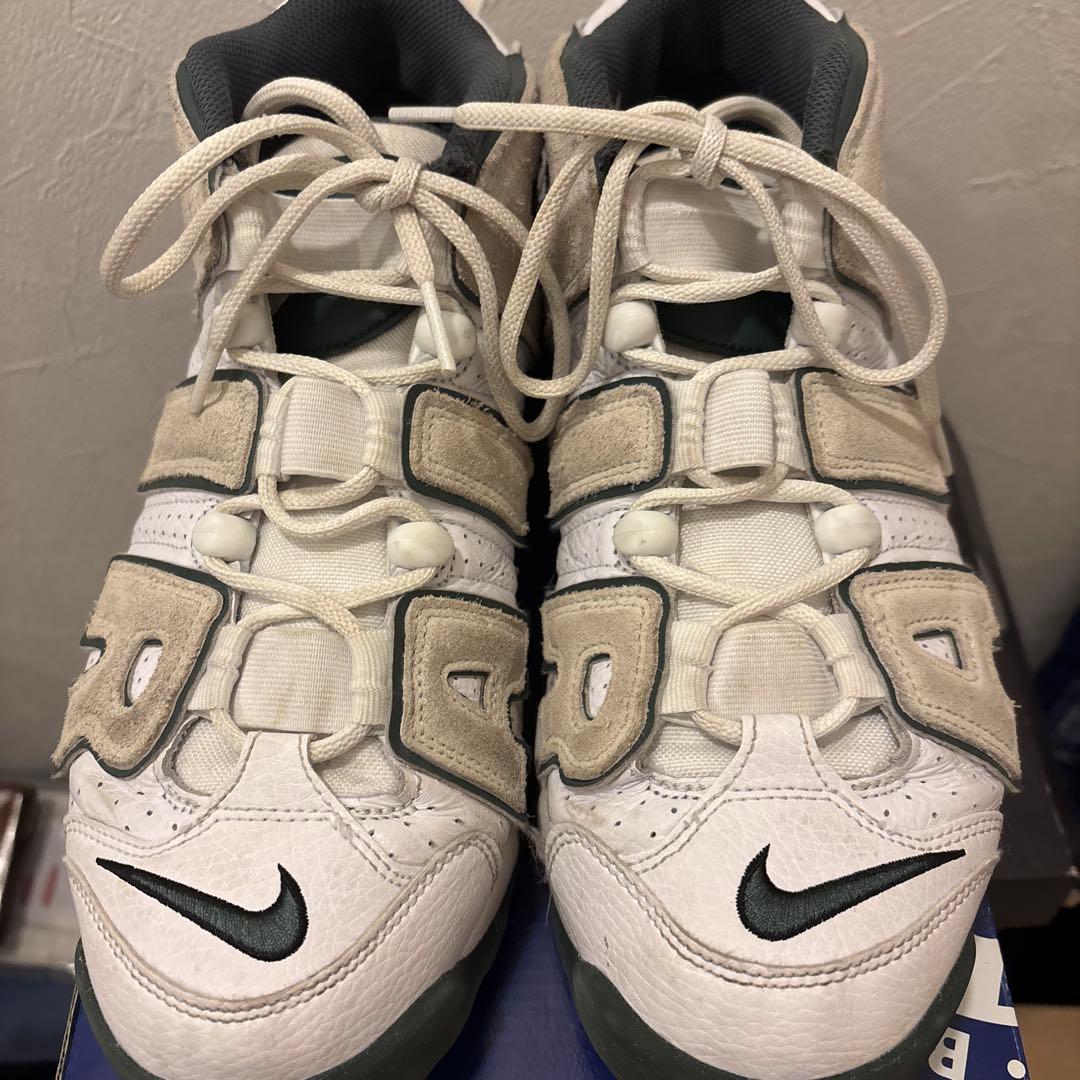 Nike Air upモアテンポ