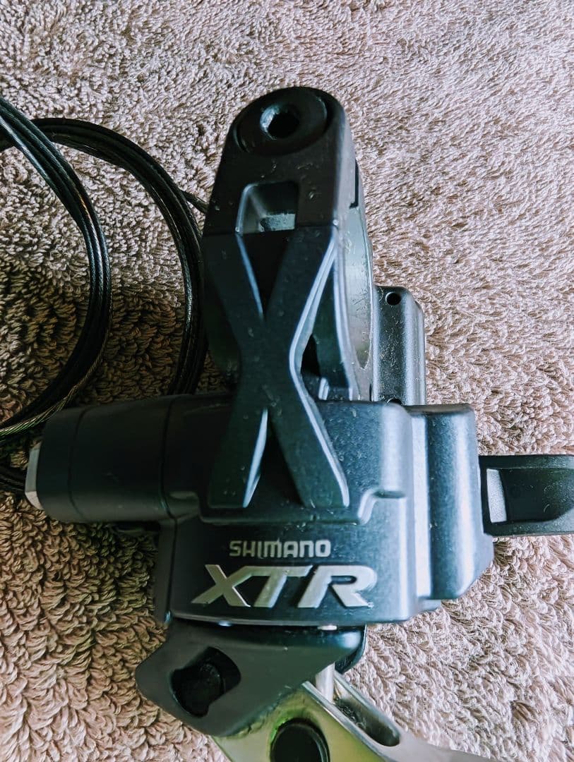 ST-M975 XTR SHIMANO　デュアルコントロールレバー