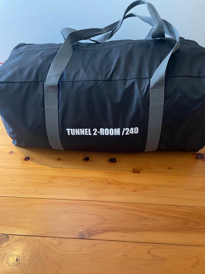 Coleman トンネル2ルーム240