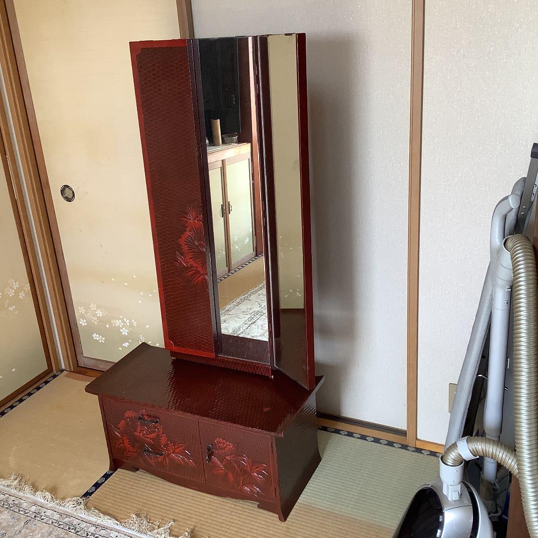 和風の三面鏡