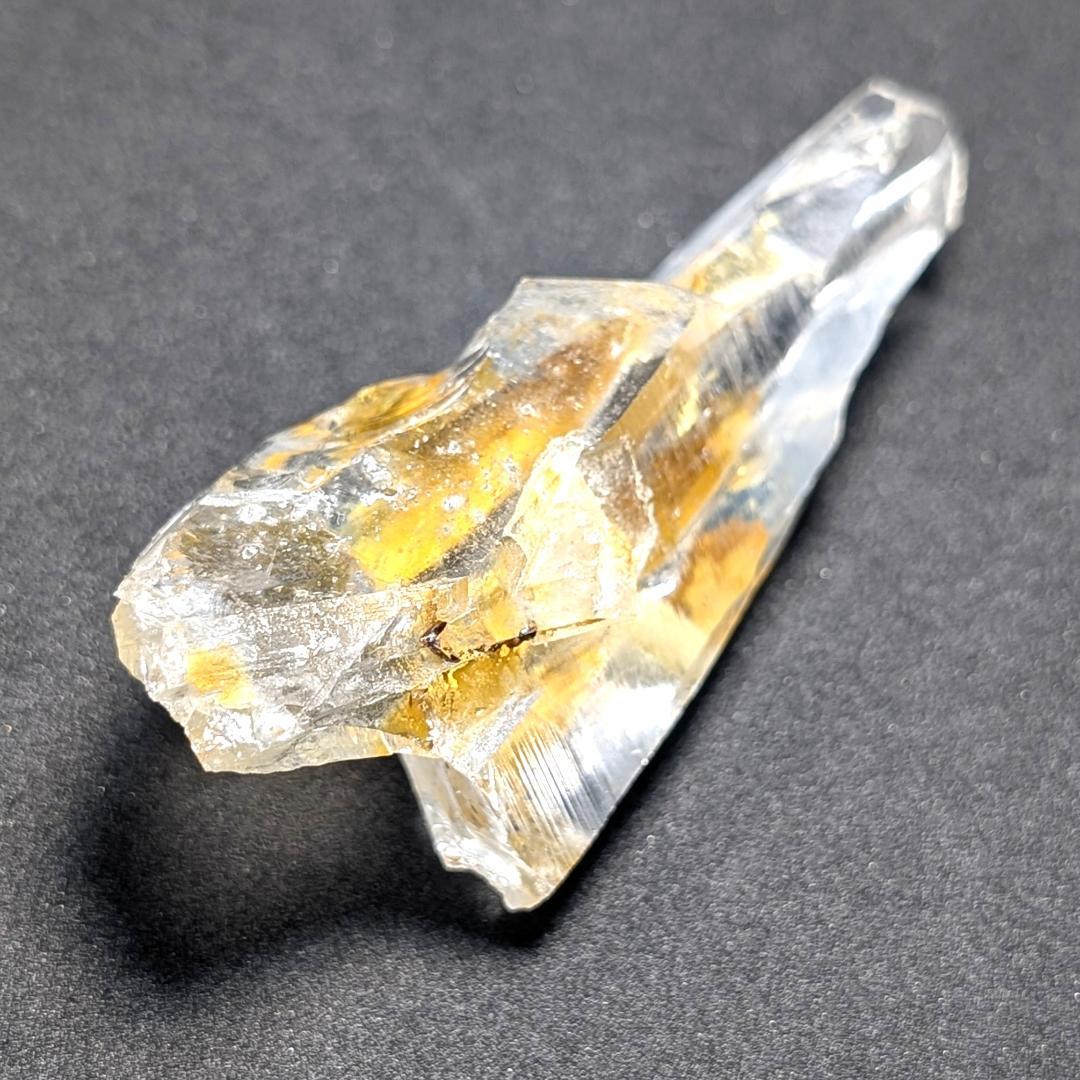 【透明度が高いコロンビア産】ゴールデンレムリアン水晶 レムリアンシードクリスタル