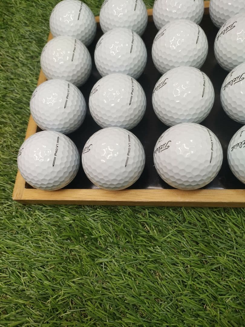 タイトリストPROV1　2023年モデル優良ロストボール20個。